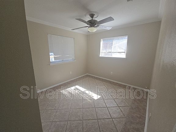 4th image of 2429 Salmon St