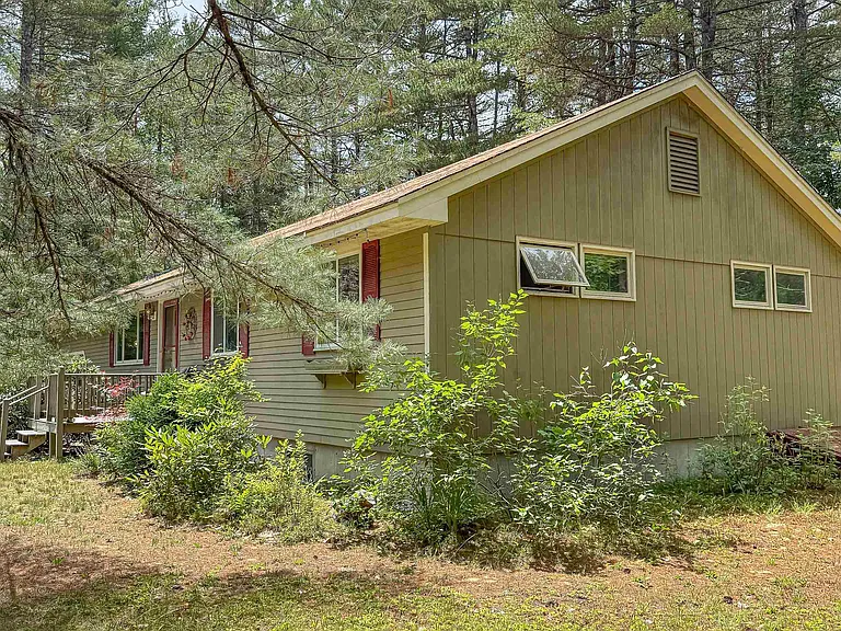 19 Baker Cir — Photo 51