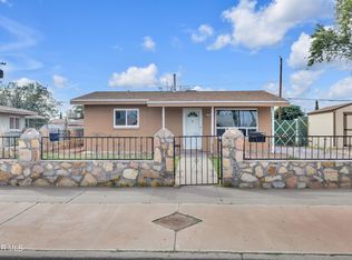 5300 Saxon Dr, El Paso, TX 79924