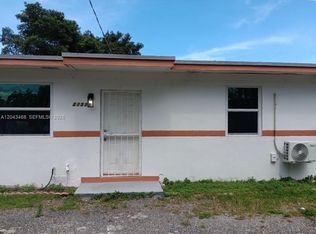 21511 SW 120th Ave, Miami, FL 33177