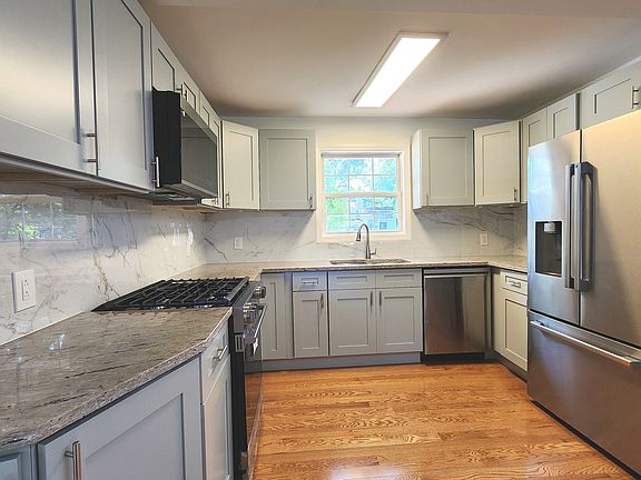 5th image of 23217 W North Lakewood Ln