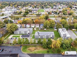 100 Resolute Cir #1, Rochester, NY 14621