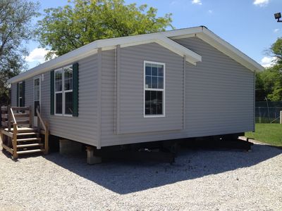 2005 139th St TRLR 146, Blue Island, IL, 60406