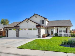 412 Fall Dr, Nampa, ID 83686