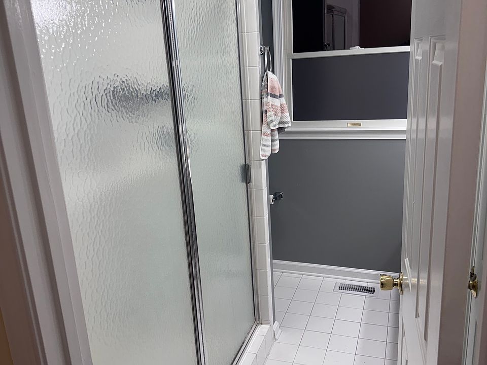 1st image of 752 Amanda Ct
