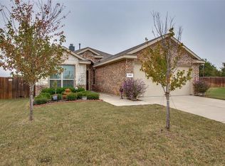 400 Dartmouth Dr, Van Alstyne, TX 75495