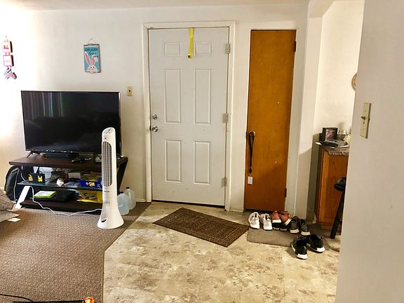 2nd image of 1705 Lynn Ave APT B