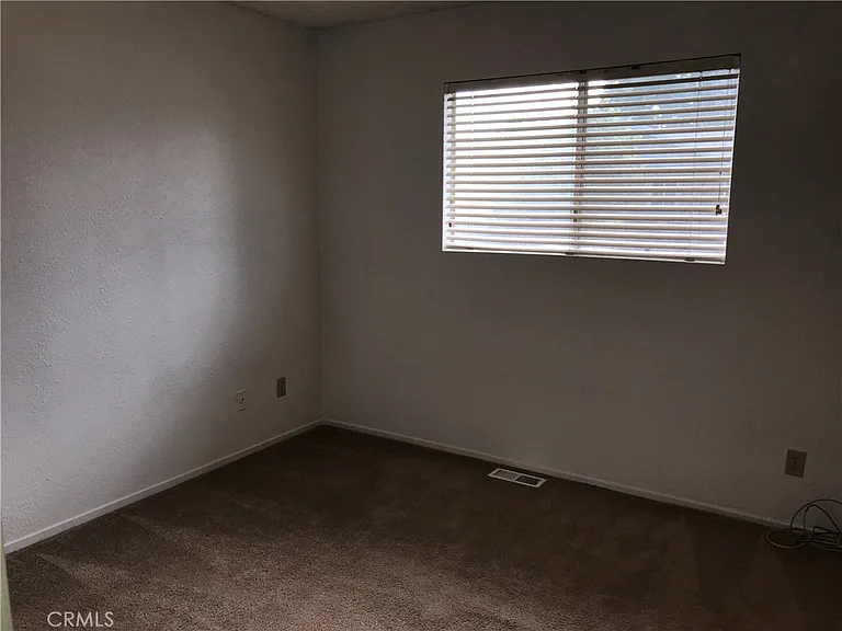 2017 Ashe St — Photo 11
