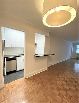 Rented by CitySites Real Estate Group | media 2