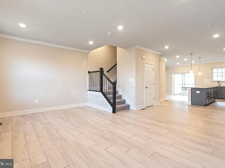 1421 Clingmans Dome Dr — Photo 6