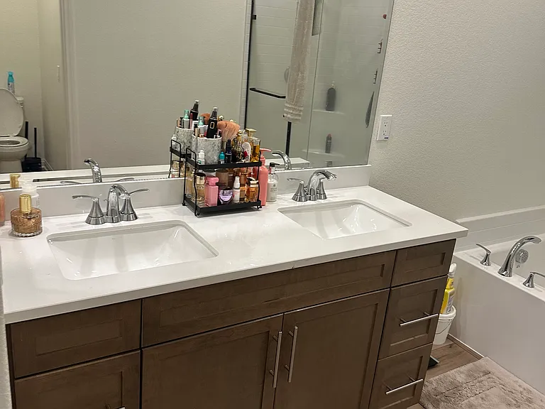 30528 Greenfield Dr — Photo 9