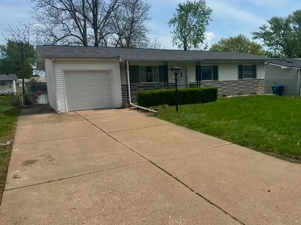 939 Altavia Dr, Hazelwood, MO 63042
