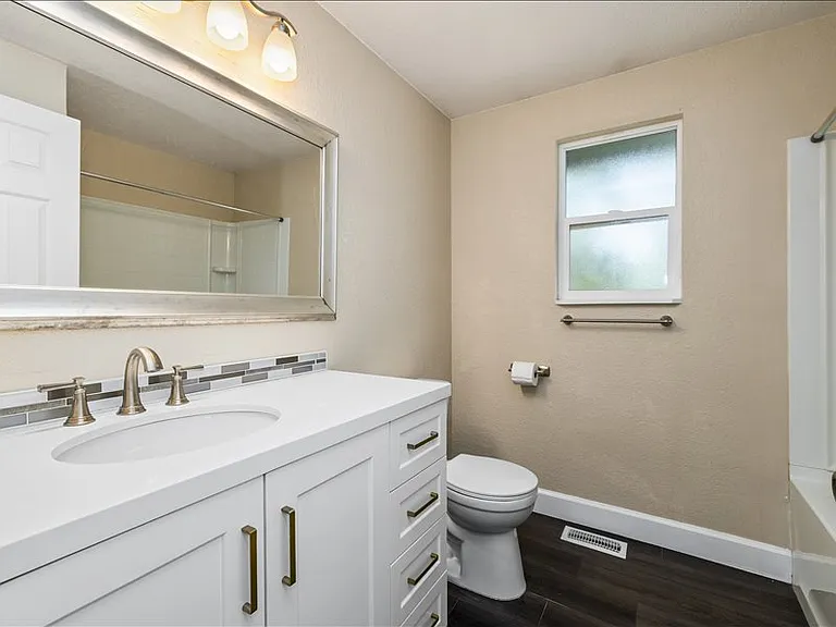 1316 S Manitou Ave — Photo 14