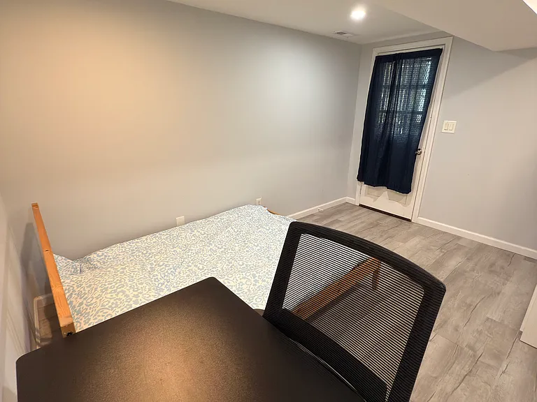 220 Bergen St #1 — Photo 15