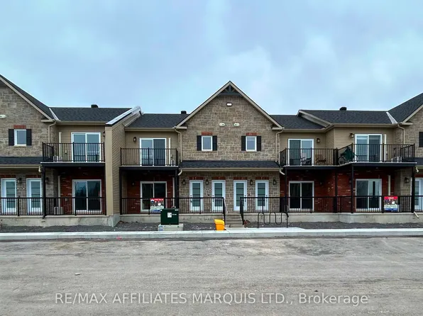 229 Water St E #205, Cornwall, ON K6H 1A2