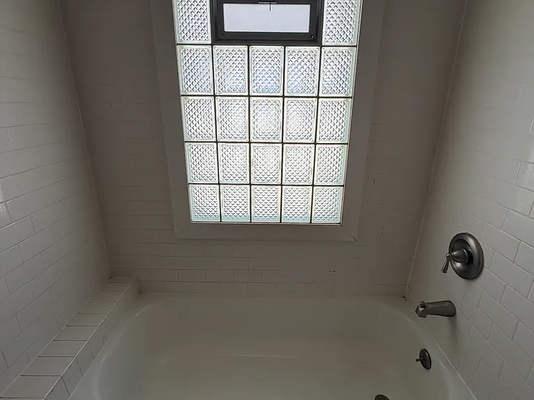 402 McKinley Pkwy #1 — Photo 17