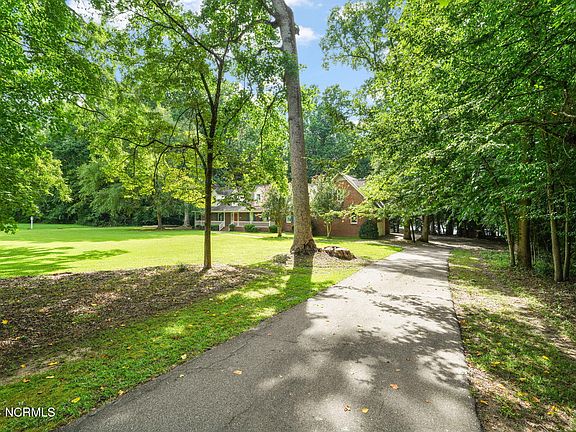 2nd image of 6124 Haywood Drive