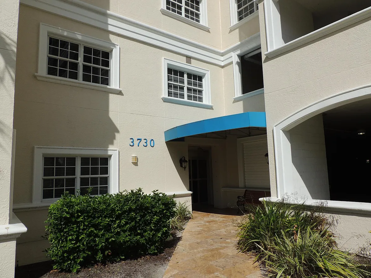 Entrance - 3730 Cadbury Cir #507