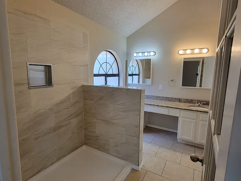 3217 Cliffview Dr — Photo 10