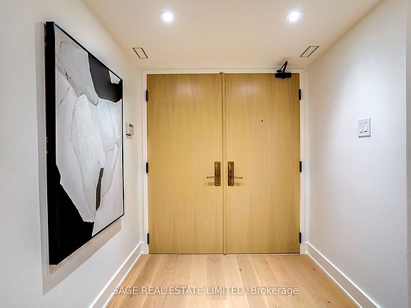 3rd image of 3900 Yonge St #408