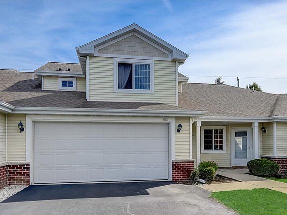 2nd image of 803 N Cumberland Ln