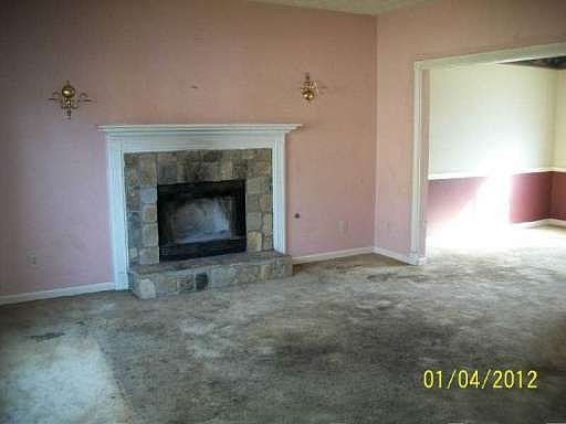 2nd image of 1615 Watercrest Cir