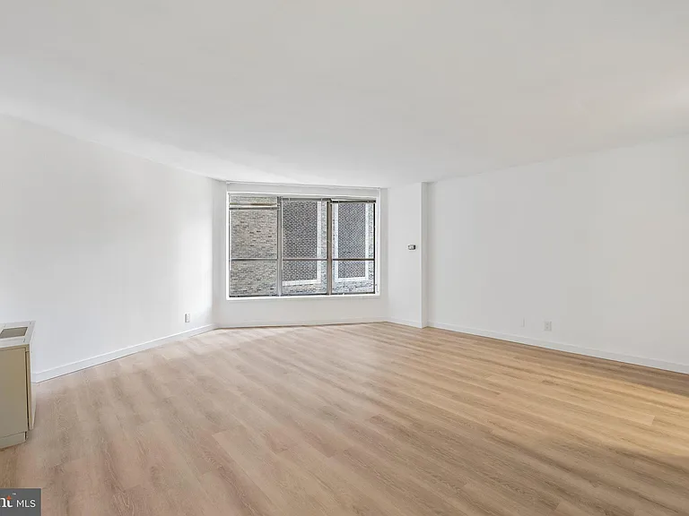 224 W Rittenhouse Sq #30-802 — Photo 1