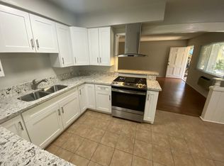 20336 Cohasset St APT 5, Winnetka, CA 91306