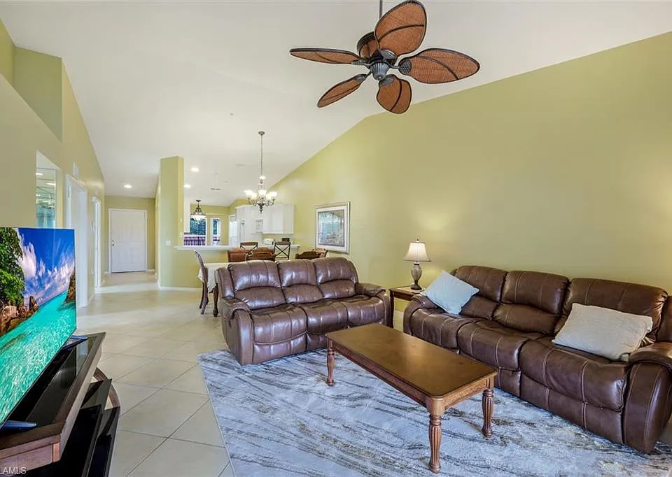 2790 Cypress Trace Cir #2228