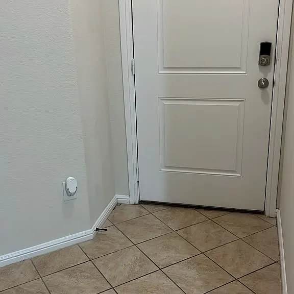 9325 Castorian Dr — Photo 5