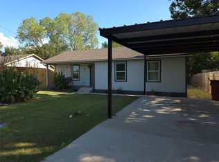 1309 S 6th St, Bonham, TX 75418