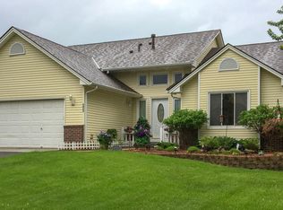 5065 Riverwood Dr, Savage, MN 55378