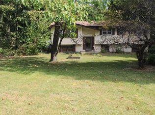 6 Forest Rd, Wallkill, NY 12589