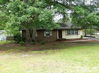 1601 Foxwood Dr, Garner, NC 27529