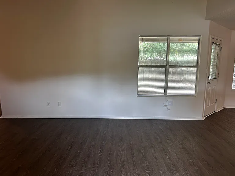 92 Valtameri Ct — Photo 2