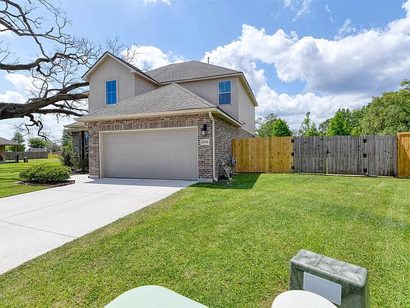2nd image of 39308 Legacy Lake Dr