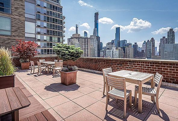 1st image of 130 W 67th St APT 9D
