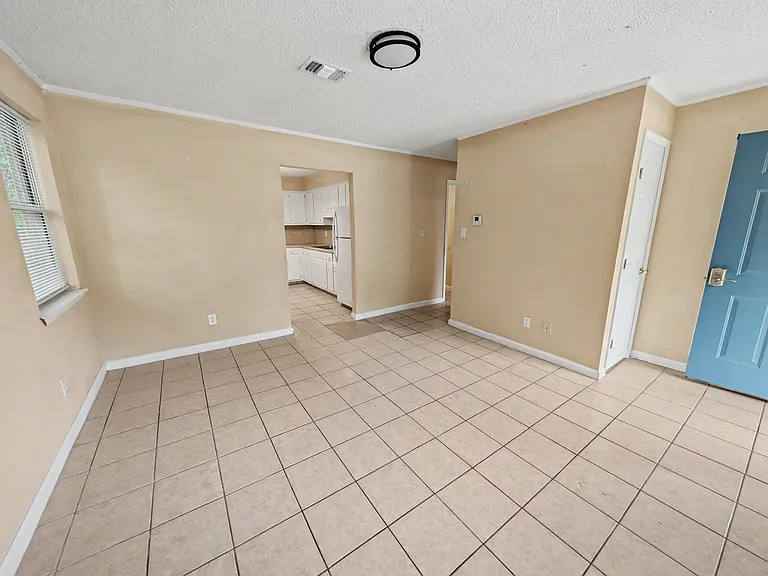 1007 Winton Ave #A — Photo 7