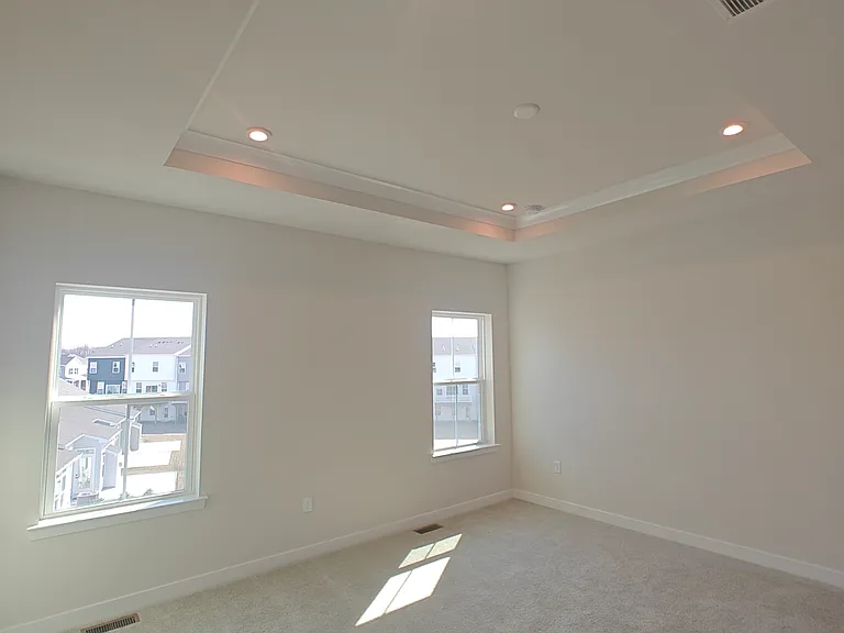 108 S Durham Dr — Photo 29