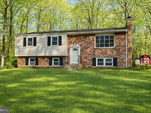 9350 Mathir Dr, La Plata, MD 20646