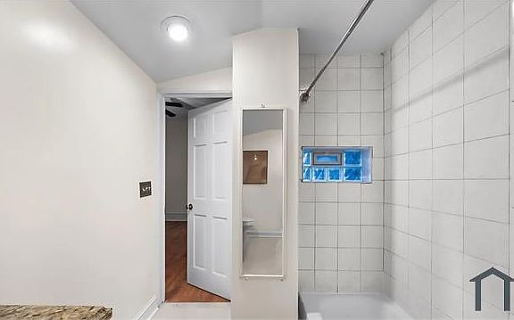 3rd image of 1114 Snyder Ave #A