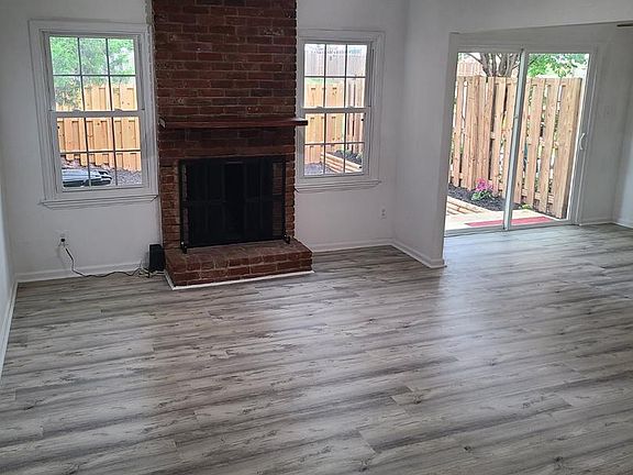 3rd image of 5569 Kendrick Ln