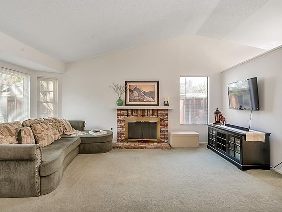 TEXT WALCOTT (909)257-1159 To set up a showing!