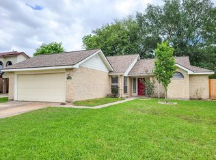 9814 Haverdown Dr, Houston, TX 77065