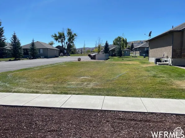 2005 S Lake Cottage Dr, Garden City, UT 84028