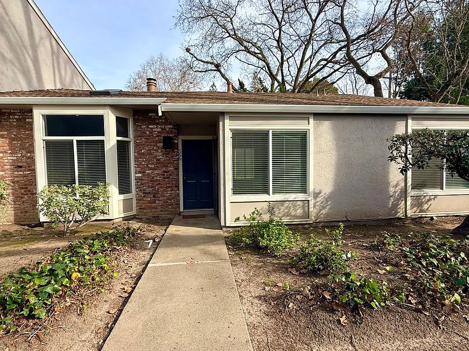 1st image of 566 Sycamore Cir
