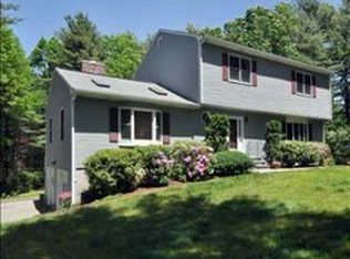 99 Falcon Ridge Dr, Exeter, RI 02822