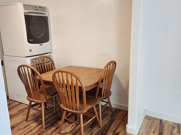 4th image of 378 N Cleveland Ave #2