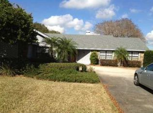 2730 Crews Lake Dr, Lakeland, FL 33813