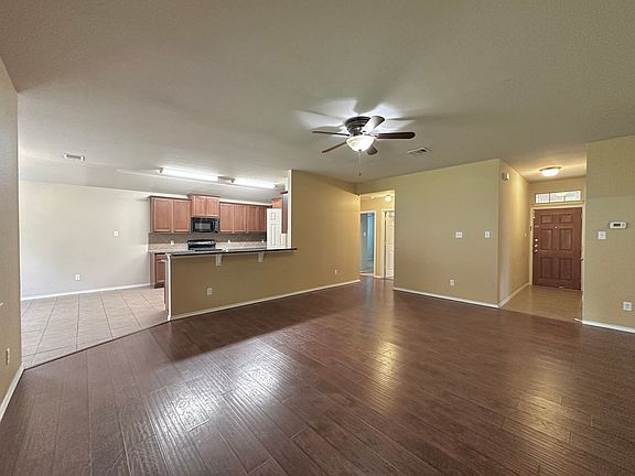 5th image of 6806 Modesto Rd